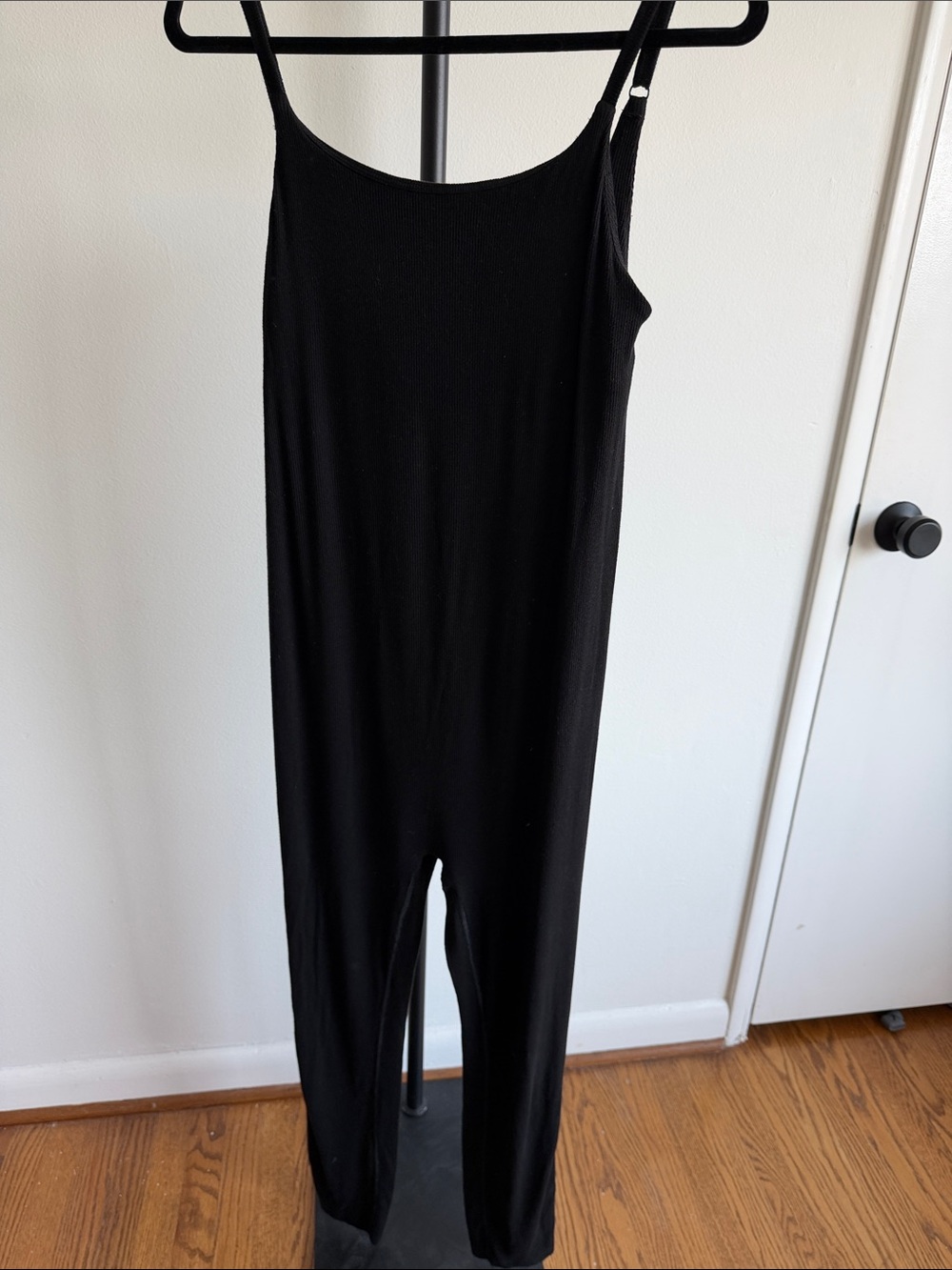 Gap Maternity Black Ribbed Jumpsuit – Size M